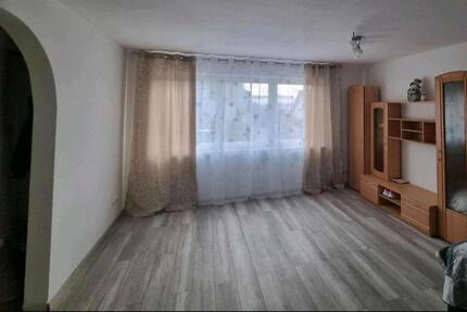 Zweizimmerwohnung - 980,00&nbsp;EUR Kaltmiete, ca.&nbsp; 65,00&nbsp;m&sup2; in Wächtersbach (PLZ: 63607)