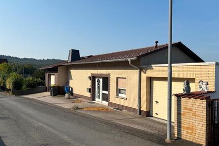 Gepflegtes Einfamilienhaus in Bischoffen Oberweidbach