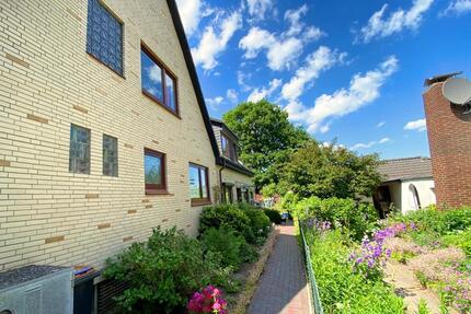 Attraktives MFH mit Entwicklungspotenzial in Norderstedt!