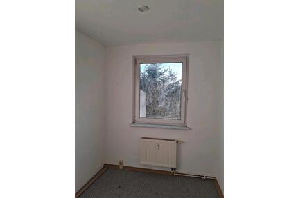 Ich biete einen gut erhaltenen Mietwohnung in der 1 Etage an - Plau am See