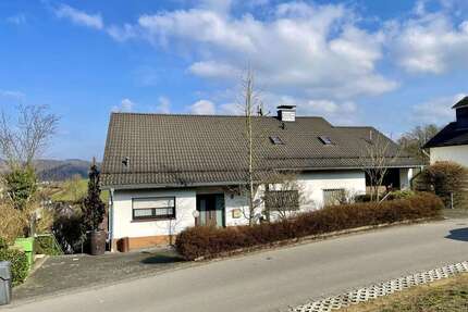 Haus zum Kaufen in Gummersbach 270.000,00 € 169 m²