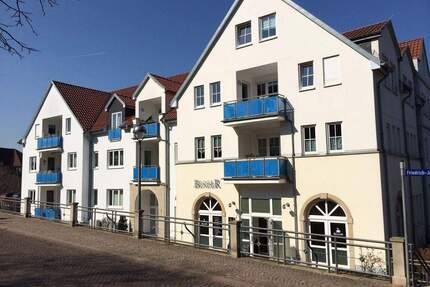 helle 3-Raum Wohnung gegenüber vom Schloß - Gotha