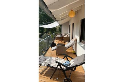 Große Wohnung in Stockum Südbalkon und Blick auf die Pferdewiese - Sundern (Sauerland)