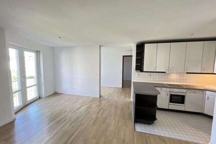 Wohnung zum Kaufen in Dresden 150.000,00 € 58 m²