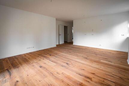 Sehr schöne 2-Zimmerwohnung mit großer Terrasse - Erkner