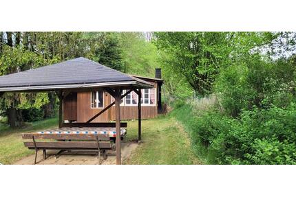 Wochenendhütte in Holzbauweise auf Pachtgrund !!! - Kirchenthumbach