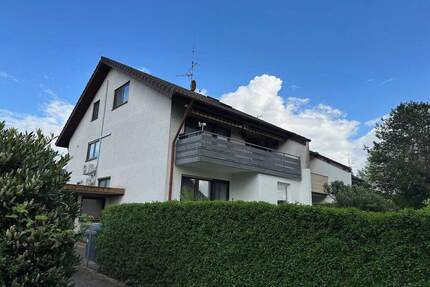 Familienfreundliche 412-Zimmer Maisonette-Wohnung mit Garten, Garage und Stellplatz - Weisweil