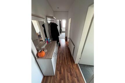 2 Zimmer Wohnung RASTEDE - 550,00&nbsp;EUR Kaltmiete, ca.&nbsp; 79,00&nbsp;m&sup2; in Oldenburg (PLZ: 26123) Bürgeresch