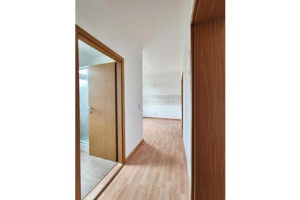 2-Raum-Wohnung - 312,00&nbsp;EUR Kaltmiete, ca.&nbsp; 39,00&nbsp;m&sup2; in Teuchern (PLZ: 06682)