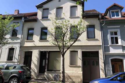 Haus zum Kaufen in Apolda 149.000,00 € 130.47 m²