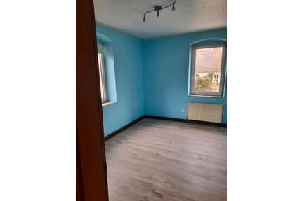 3 zimmerwohnung - 650,00&nbsp;EUR Kaltmiete, ca.&nbsp; 70,00&nbsp;m&sup2; in Dreisen (PLZ: 67816)