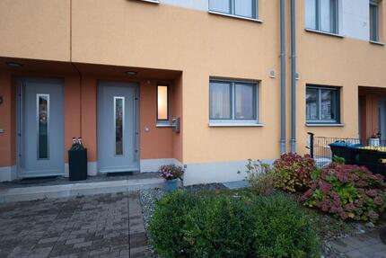 Haus in Köln-Merheim: 122m² WF, Garten, Dachterrasse & Keller