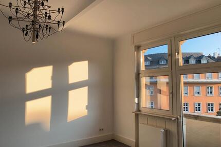 Licht und Raum: Hochwertige Wohnung in Ludwigshafen Süd - Ludwigshafen am Rhein Parkinsel