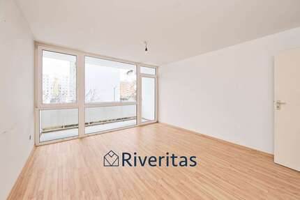 Wohnung zum Kaufen in Regensburg 229.000,00 € 77 m²