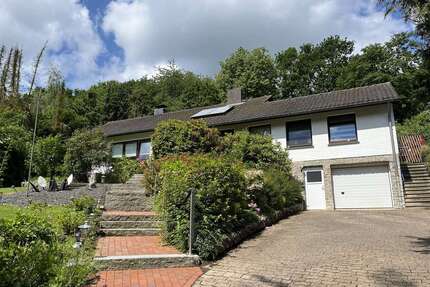 Haus zum Kaufen in Hehlen 365.000,00 € 177 m²