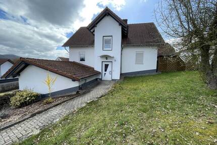 Vermietete 3 Zimmer Erdgeschosswohnung in ruhiger Lage von Bad Zwesten