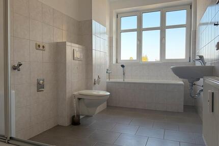 Schöne 3-Raum-Wohnung mit möglicher Gartennutzung - Zwickau Zwickau-Nord