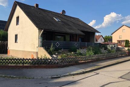 Großzügiges Einfamilienhaus in TeublitzSaltendorf