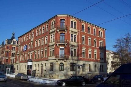 Großzügige 7-Raum-Wohnung in Dresden-Löbtau mit Einbauküche!