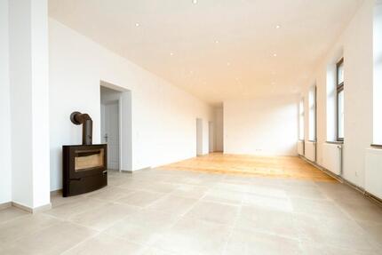 Sonnige 4-Zimmer Wohnung mit Kamin und Garten - Treuenbrietzen