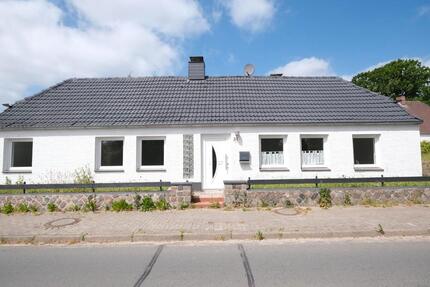 Schnäppchen EFH nahe der OSTSEE, barrierefrei in Klein WITTENSEE - Groß Wittensee