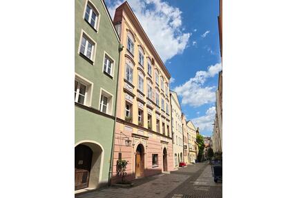 Barrierefrei in der Altstadt: große 2 Zi. Whg. inkl. Garage - Burghausen