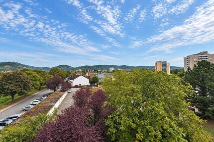 Großzügige 2-ZKB 70m2EinbaukücheXXL-BalkonBadewanne - Heppenheim (Bergstraße)