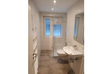 3 Zimmer Küche Bad_Stadt_nah_Bad_neu_Tiefgaragenplatz - Saarbrücken St. Arnual