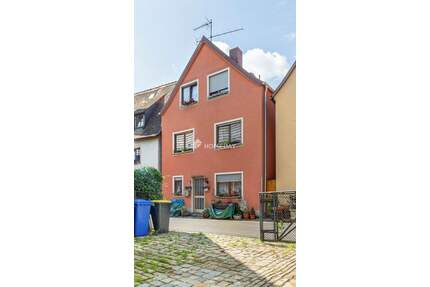 Einfamilienhaus mit 4 Zimmern und Entwicklungspotenzial in ruhiger Lage von Frickenhausen