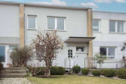Haus zum Kaufen in Lütjenburg 210.000,00 € 89.16 m²