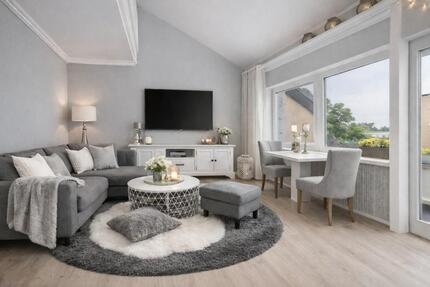 Lichtdurchflutete 3-Zimmer-Wohnung mit Balkon und Tiefgarage - Berlin Steglitz-Zehlendorf
