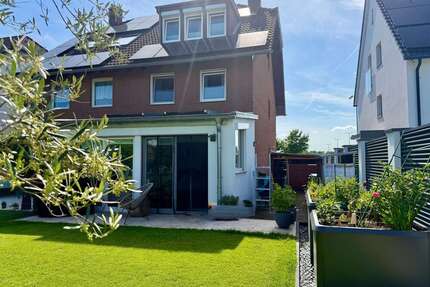 Haus zum Kaufen in Niederkassel 692.000,00 € 165 m²