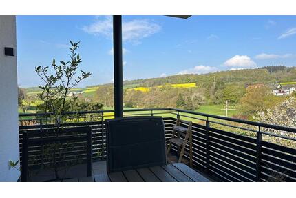 Neubauwohnung mit großem Balkon und Weitblick in Idstein-Oberrod