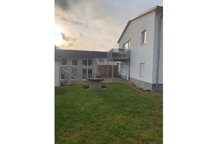 Erdgeschosswohnung mit Terrasse - Bad Wildungen