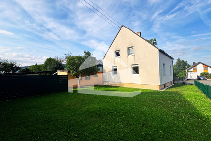 Wohnglück in Riol: Einfamilienhaus mit viel Platz und Potenzial