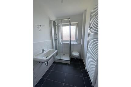 Demnächst mit EBK 3-Zimmer-Wohnung mit Duschkabine in Wilhelmshaven Wiesenhof