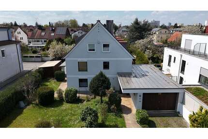 Haus zum Kaufen in München 2.100.000,00 € 293 m²