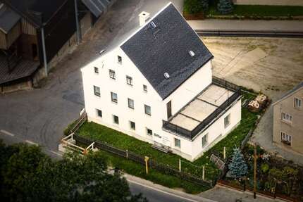 Haus zum Kaufen in Cranzahl 34.000,00 € 150 m²