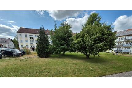 Geräumige 3-Raum-Wohnung im Erdgeschoss – ab 01.08.26 bezugsfrei! - Arnstadt