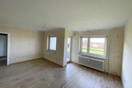 Erholen auf dem Balkon im Erdgeschoss! Ruhige 3-Zimmer-Wohnung in Menden Platte Heide - Menden (Sauerland) Bösperde