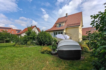 1.103 m² Baugrundstück in Degerschlacht mit Abrissobjekt (vermietet) - Reutlingen