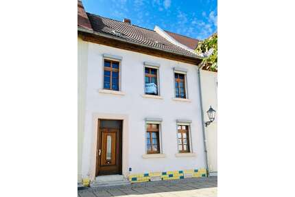 Haus zum Kaufen in Bernburg 86.300,00 € 104 m²