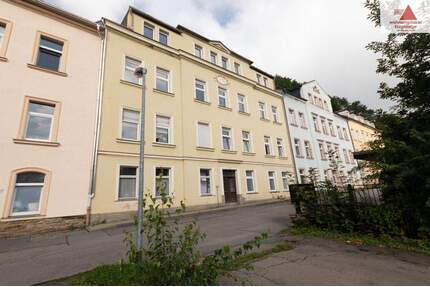 Ruhige Lage in Annaberg OT Buchholz - gemütliche 3-Raum-Wohnung - PKW-Stellplatz - Terrasse ! - Annaberg-Buchholz / Buchholz