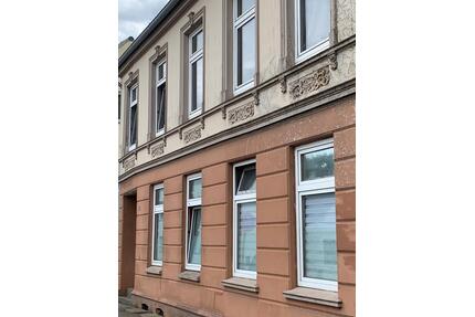 Preissenkung: Zweifamilienhaus mit Ausbaureserve in Schleswig
