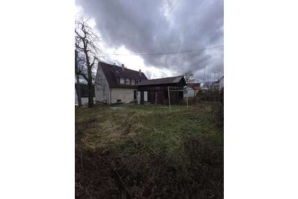 Haus zum Kaufen in Nürtingen 290.000,00 € 177 m²