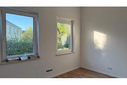 Moderne 2-Zimmer-Wohnung mit Garten & Garage optional zum 01.06. - Beckum