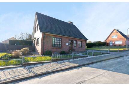 Charmantes Einfamilienhaus mit Einliegerwohnung und solider Bausubstanz in Nordhastedt