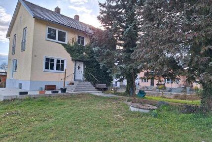 Haus mit Charme - Ein bzw. Zweifamilenhaus teilbar in 2 Wohnungen - Winzer