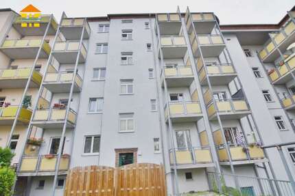 Wohnung zum Mieten in Chemnitz 315,00 € 61.98 m²