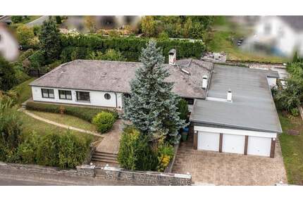 Ebenerdiges Wohnen! Walmdach-Bungalow in beliebter Lage - Fischbachtal Niedernhausen